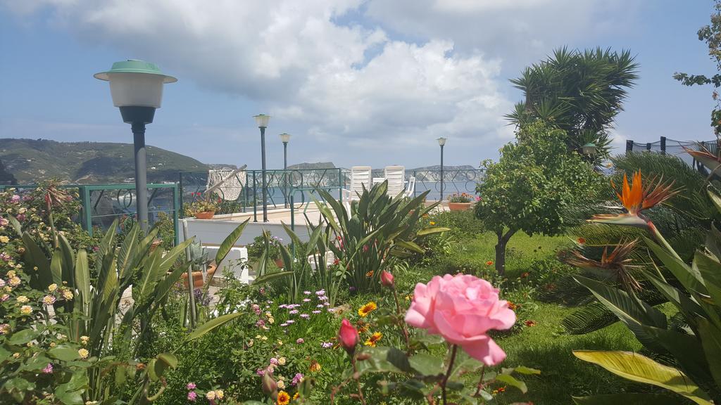 Villa Ersilia Πόντσα Εξωτερικό φωτογραφία